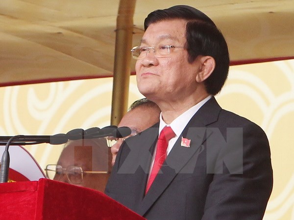 ប្រធានរដ្ឋវៀតណាមអញ្ជើញចូលរួមពិធីរំលឹកខួបអនុស្សាវរីយ៍លើកទី៧០ទិវាជ័យជំនះហ្វាស៊ីសរបស់ប្រជាជនពិភពលោក