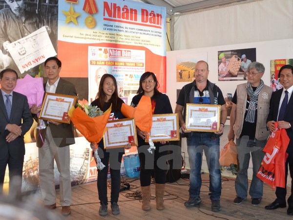 កាសែត Nhan Dan របស់វៀតណាមចូលរួមមហោស្រពកាសែតមនុស្សធម៌នៅបារាំង