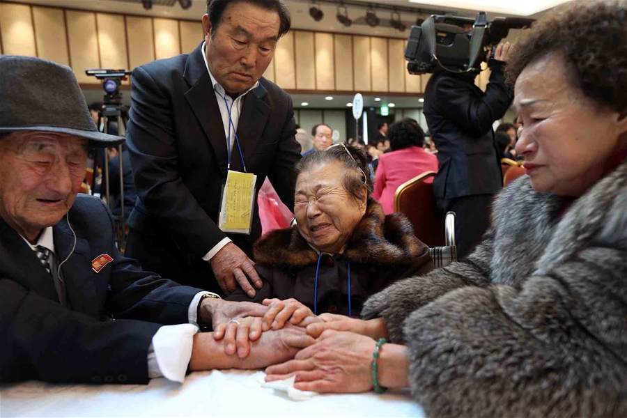 កូរ៉េខាងត្បូងអំពាវនាវសាធារណៈរដ្ឋប្រជាធិបតេយ្យប្រជាមានិតកូរ៉េមិនបញ្ជូលបញ្ហាមនុស្សធម៌ជាមួយបញ្ហានយោបាយ