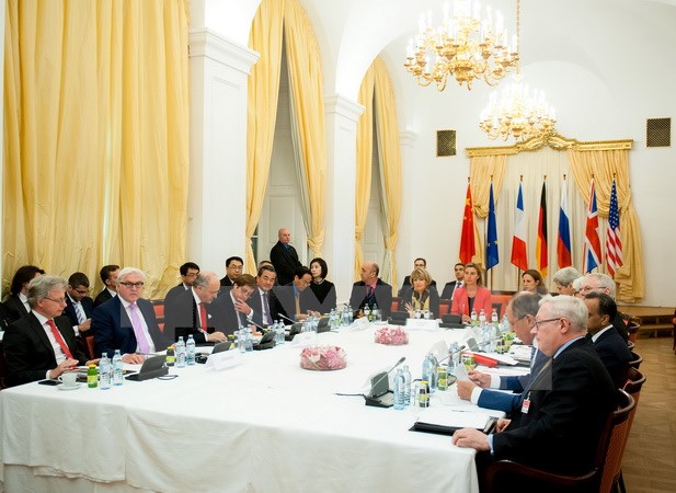 EU និងអាមេរិកអនុម័តលើក្របខ័ណ្ឌគត្តិយុត្តិសំរាប់ការលុបចោលបទដាក់ទណ្ឌកម្មចំពោះអ៊ីរ៉ង់