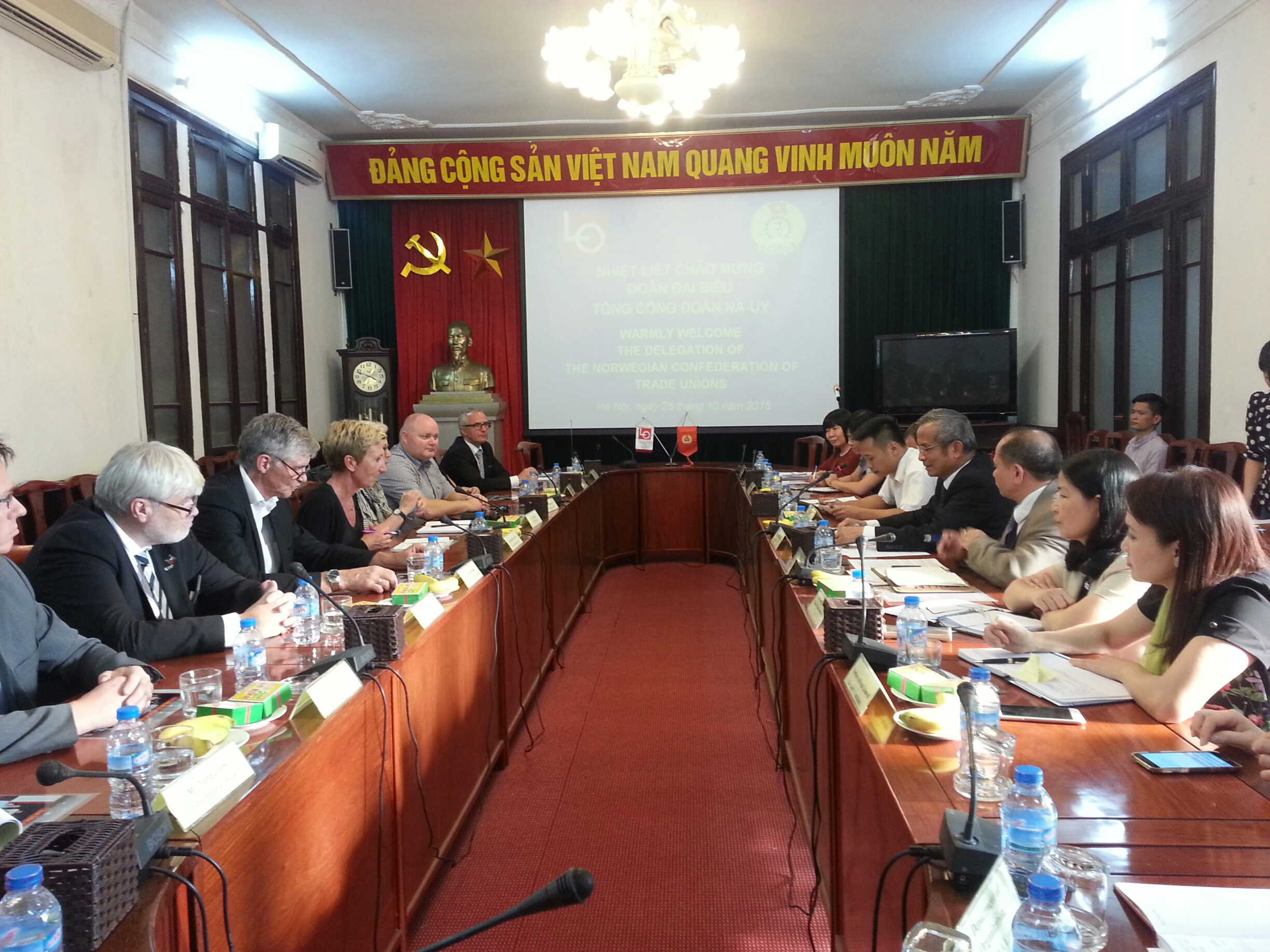 បង្កើនកិច្ចសហប្រតិបត្តិការរវាងសហភាពពលករវៀតណាមជាមួយអគ្គសហជីពន័រវេក