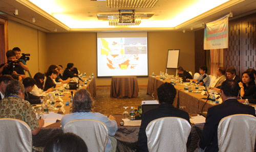 បង្កើនអំពាវនាវចរចារ កិច្ចសហប្រតិបត្តិការដើម្បីបន្ធូរស្រាលភាពតានតឹងនៅសមុទ្រខាងកើត