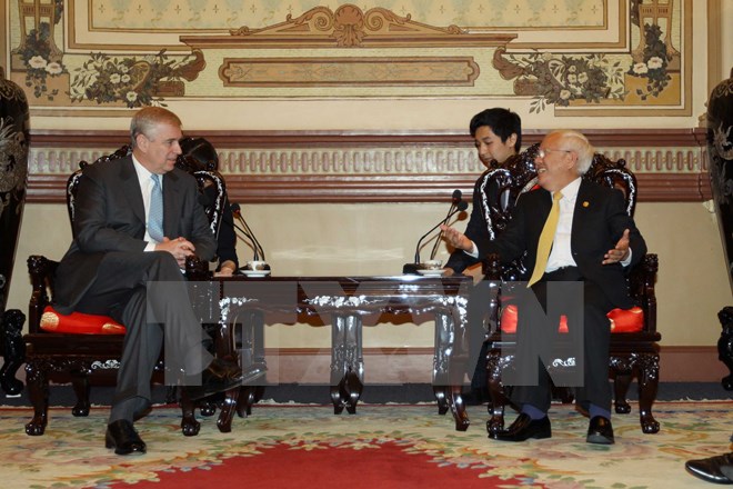 ជំរុញកិច្ចសហប្រតិបតិ្តការការជួយឧបត្ថម្ភនិងវិនិយោគរបស់ចក្រភពអង់គ្លេសចូលក្នុងទីក្រុងហូជីមិញ