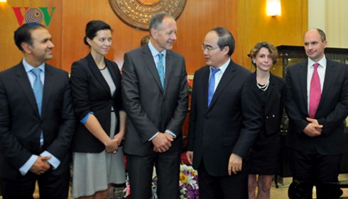 ពង្រីកបណ្តាញសុខាភិបាលរបស់អង្គការ Facing the World នៅវៀតណាម