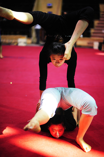 វៀតណាមទទួលរៀបចំការប្រឡងទេបកោសល្យសៀកវ័យក្មេងប្រទេសទាំងបី វៀតណាម-ឡាវ-កម្ពុជា