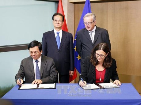 សាព័ត៌មានអឺរ៉ុបវាយតម្លៃខ្ពស់ដំណើរទស្សនកិច្ចរបស់នាយករដ្ឋមន្ត្រី Nguyen Tan Dung