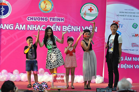 កម្មវិធី៖នាំតូរតន្ត្រីមកដល់មន្ទីរពេទ្យ បំរើទស្សនិកជនចំនួនជាង៥ហ្មឺននាក់