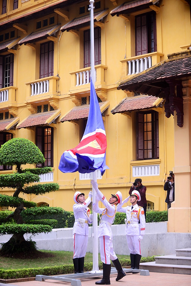 សហគមន៍អាស៊ានបានបង្កើតជាផ្លូវការ