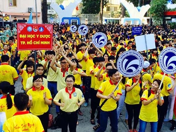 យុទ្ធនាការ“និទាឃៈរដូវស្ម័គ្រចិត្ត”នៅទីក្រុងហូជីមិញ