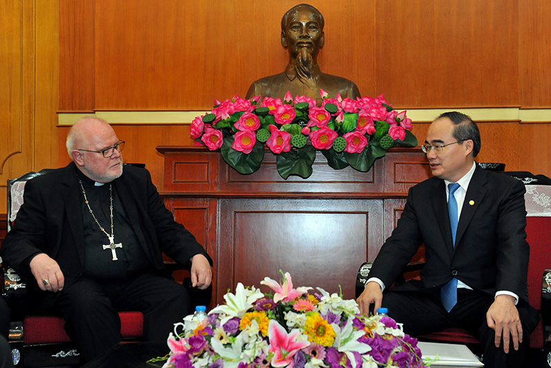 ប្រធានគណៈកម្មាធិការមជ្ឈឹមរណសិរ្សមាតូមិវៀតណាមទទួលជួបជាមួយកាឌីណាល Marx