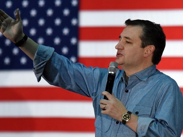 លោក Ted Cruz ដណ្តើមបានជ័យជំនះក្នុងការបោះឆ្នោតដំបូងរបស់គណៈបក្សសាធារណៈរដ្ឋនៅរដ្ឋ Iowa