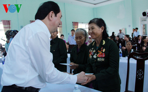 ប្រធានរដ្ឋវៀតណាមអញ្ជើញទៅបំពេញការងារនៅខេត្ត Quang Nam