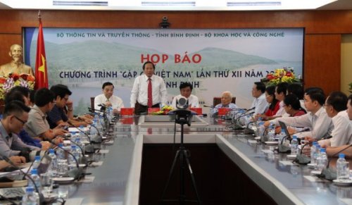 អ្នកវិទ្យាសាស្ត្រជួរមុខលើពិភពលោកជាច្រើននាក់ចូលរួមកម្មវិធី «ជំនួបនៅវៀតណាម»