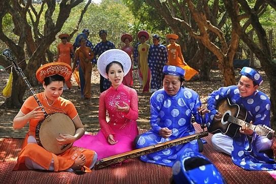 សិល្បៈតូរ្យតន្ត្រី Tai Tuនៅខេត្តKien Giang