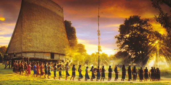 ប្រមូលផ្តុំអភិវឌ្ឍន៍សេដ្ឋកិច្ច សង្គម កាត់បន្ថយភាពក្រីក្រនៅតំបន់ Tay Nguyen