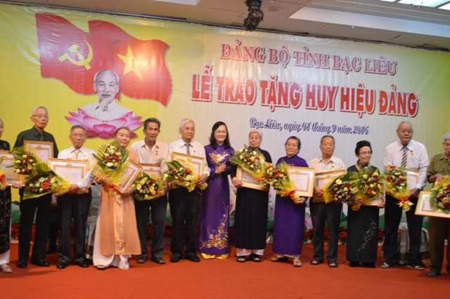 សកម្មភាពអំណរសាទរទិវាបុណ្យជាតិថ្ងៃទី២កញ្ញាលើទូទាំងប្រទេស