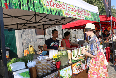 វៀតណាមចូលរួមពិធីបុណ្យម្ហូបអាហារទ្វីបអាស៊ីនៅ Praha