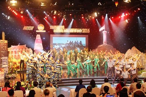 ទីក្រុងហូជីមិញជួយឧបត្ថម្ភប្រាក់ចំនួន៤០ពាន់លានដុងសម្រាប់មូលនីធិ “ដើម្បីកោះសមុទ្រមាតុប្រទេស”