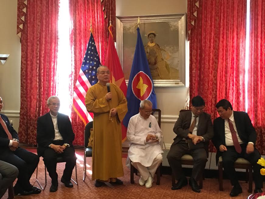 ប៉ាស្ទ័រអាមេរិកវាយតម្លៃខ្ពស់ចំពោះគោលនយោបាយជំនឿសាសនារបស់វៀតណាម