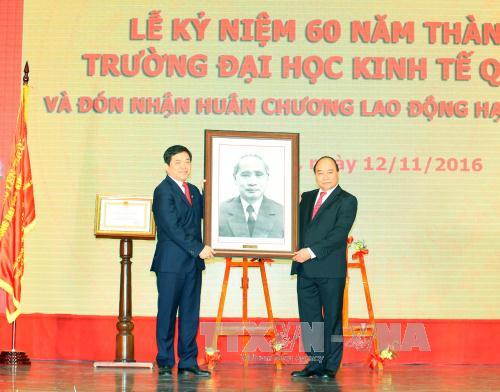 អភិវឌ្ឍន៍មហាវិទ្យាល័យសេដ្ឋកិច្ចជាតិក្លាយទៅជាមហាវិទ្យាល័យតាមទិសស្រាវជ្រាវ