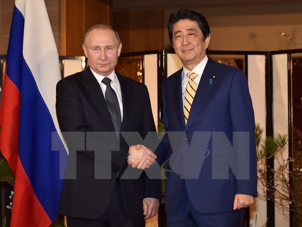 ថ្នាក់ដឹកនាំរុស្ស៊ីនិងជប៉ុនពិភាក្សាអំពីផែនការសហប្រតិបត្តិការសេដ្ឋកិច្ច