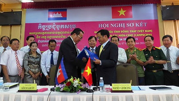 ខេត្ត Dong Thap (វៀតណាម) និងខេត្តបន្ទាយមានជ័យ (កម្ពុជា) បង្កើនកិច្ចសហ ប្រតិបត្តិការ