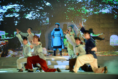 ទីក្រុងហូជីមិញរៀបចំពិធីរំលឹកខួបអនុស្សាវរីយ៍លើកទី២២៨ទិវាយុទ្ធជ័យ Ngoc Hoi – Dong Da