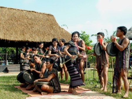 ទំនៀមទម្លាប់ជំនឿសាសនារបស់ជនជាតិ H’re