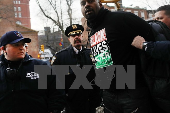 មានរដ្ឋអាជ្ញាមួយរូបទៀតប្រឆាំងជំទាស់ក្រឹត្យបំរាមជនអន្តោប្រវេសន៍របស់ ប្រធាធាធិបតី Donald Trump