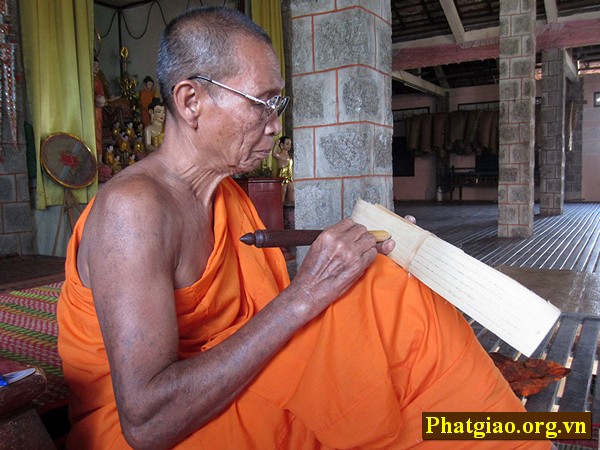 “បញ្ញានិងបច្ចេកទេសចារអក្សរលើស្លឹករឹតរបស់ជនខ្មែរ”បានទទួលស្គាល់ជាបេតិកភ័ណ្ឌវប្បធម៌អរូបីជាតិ