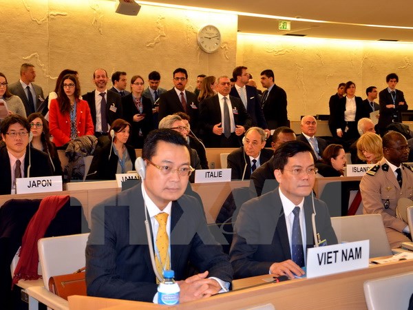 វៀតណាមអំពាវនាវឲ្យសហគមន៍អន្តរជាតិរួមដៃដោះស្រាយផលប៉ះពាល់អវិជ្ជមាននៃបម្រែបម្រួលអាកាសធាតុទៅលើសិទ្ធិកុមារ