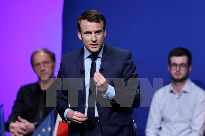 បេក្ខជនប្រធានាធិបតីបារាំង Macron ប្រកាសផ្តល់អាទិភាពនិងការពារវណ្ណៈកណ្ដាល