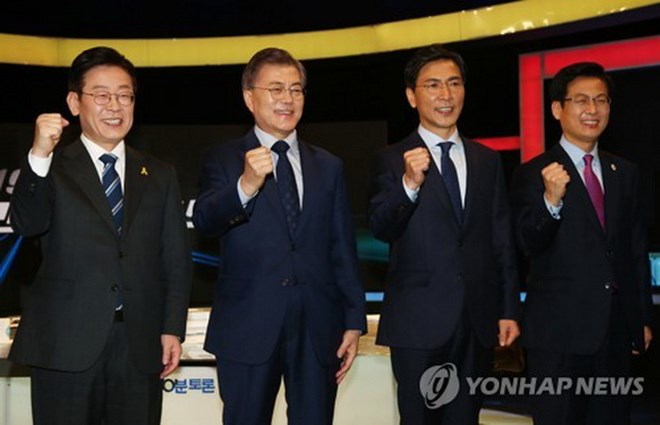 គណៈបក្សប្រជាធិបតេយ្យចាប់ផ្តើមដំណើរជ្រើសរើសបេក្ខជន