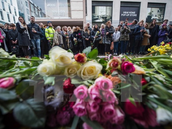 ស៊ុយអែតរៀបចំពិធីរំលឹកវិញ្ញាណក្ខន្ធបណ្តាជនរងគ្រោះក្នុងការវាយប្រហារភេរកវម្ម