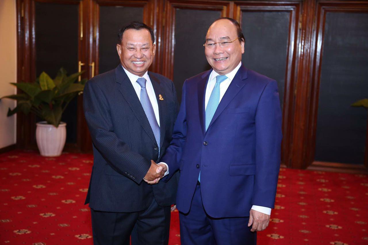 នាយករដ្ឋមន្ត្រីវៀតណាម លោក Nguyen Xuan Phucជួបពិភាក្សាការងារជាមួយ សម្តេចសាយឈុំប្រធានព្រឹទ្ធសភាកម្ពុជា