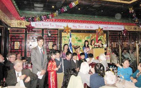 nguoi viet o hy lap trong cho dieu gi vao thu tuong tsipras? hinh 0