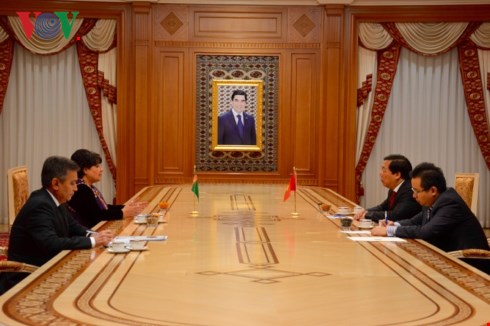 dai su viet nam tai nga kiem nhiem turmenistan trinh quoc thu hinh 1