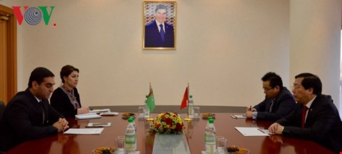 dai su viet nam tai nga kiem nhiem turmenistan trinh quoc thu hinh 3
