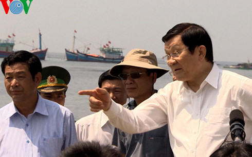 Чыонг Тан Шанг посетил островной уезд Лишон провинции Куангнгай