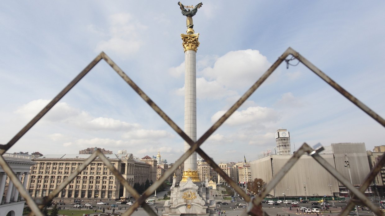 Два человека получили ранения в результате взрыва в центре Киева