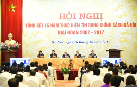 Социальный кредит помогает малоимущим перешагнуть черту бедности