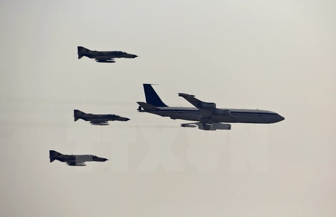 Иран во время учений испытал управляемые авиационные бомбы