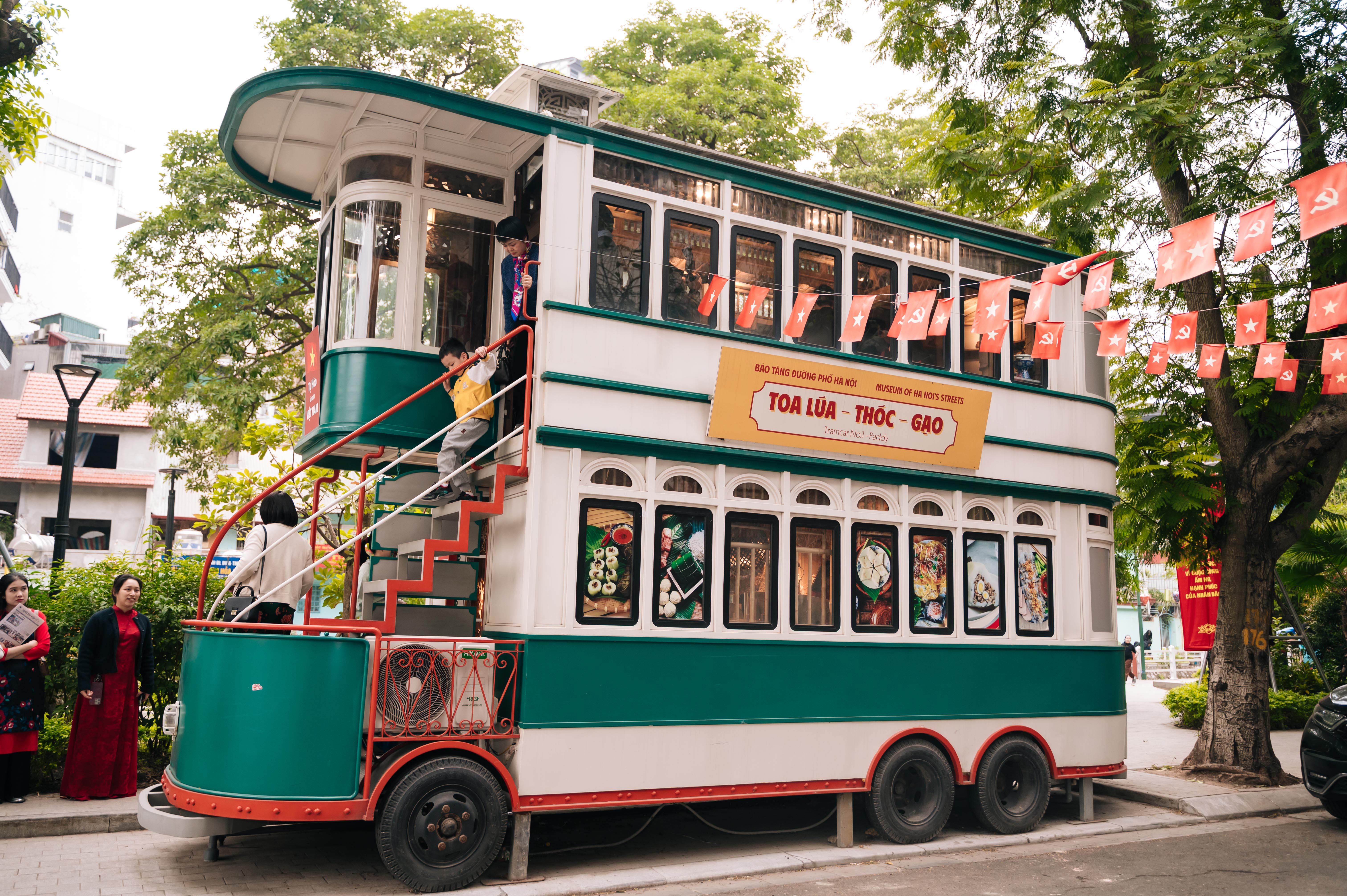 «Трамвайная линия № 6» - воссоздание пространства Ханоя "периода субсидирования"