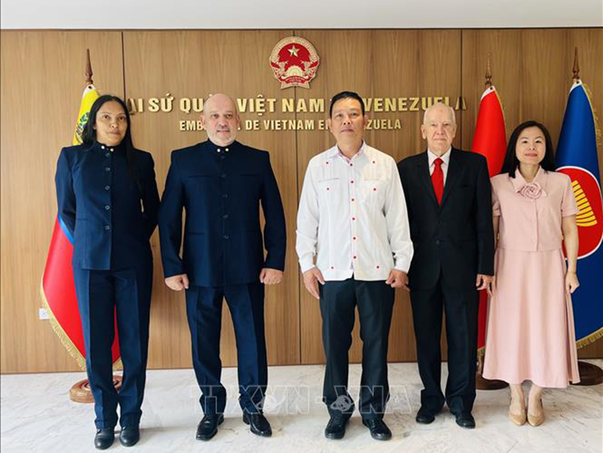 Венесуэла уверена в успешной работе НС СРВ нового созыва