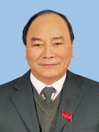 Nguyen Xuan Phuc au bureau d’accueil de citoyens du PCV et de l'Etat
