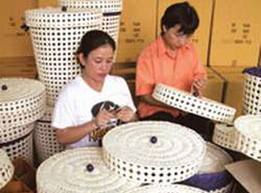 Le gouvernement aide les entreprises dans leur production