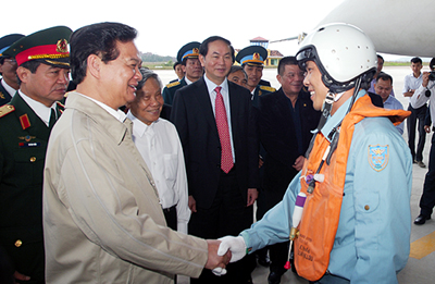 Le PM Nguyen Tan Dung en visite dans la province centrale de Binh Dinh