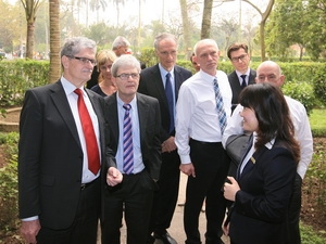 Le président du Parlement danois achève sa visite au Vietnam
