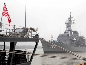 Visite de trois navires de la force maritime d'autodéfense japonaise à Hai Phong