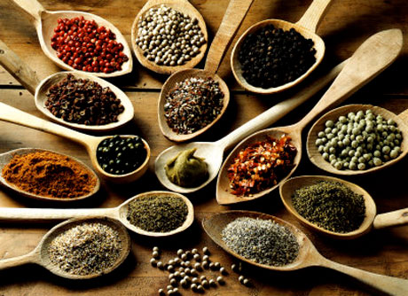Des épices emblématiques de la cuisine asiatique